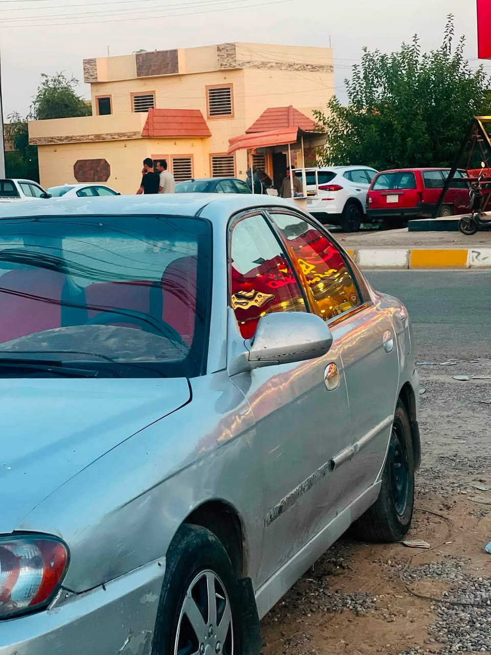 السلام عليكم
للبيع كيا سبكترا موديل 2002

مصبوغة حزام بدون حادث قوي بدون دواخل بدون تبديل

رقمها دهوك 

محركها 2000 شرط ومابي اي تبخير

گير اوتوماتيك شرط جديد

تخم تايرات جدد 

السيارة غرفتها نظيفة وحلوة 

السعر 36 وبيه مجال للشراي

للاستفسار ‭***********‬
