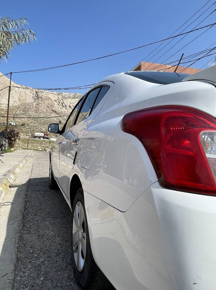 سەنی هندی 2020 بێ بۆیاخ بێسارد بێ چاڵو قوپاوی بەناوی خۆمەوە تەحویل و وەکالە  تنوتۆڵی و تەقەورەقە بەشەرت گێرو مەکینە بەشەرت 130 هەزار ڕۆشتوە تازە رۆنی گۆراوە هایدرۆلیکی گۆراوە  نرخی 110 مجالێکی کەم  *********** دار بنديهكان, السليمانية
