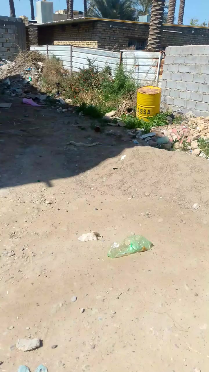 السلام عليكم قطعه ارض للبيع مساحه 130 متر مكان حي الوحده واجها 9 متر 
ونزال 14ونص تفاصيل داخل الفديو. 
استفسار
***********
***********
ابو امير
