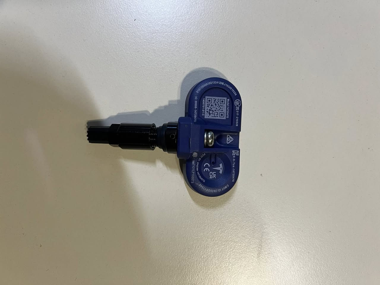 متوفرة اغراض تيسلا y 2024
دعامية امامي كامل  بلاجكتوات و سكات ماعدا شبك 
كاميرا جاملغ امامي يمين مع كيبل بلادي 
جاملغ امامي جهة اليمين تايوني مو صيني 
حساس تاير بلادي 
ويل و تاير بلادي مستعمل مال تيسلا y performance (21inch)مع كب علامة تيسلا 
المروحة راديتر جديدة اصلي شريكة 
الذراع الأمامي السفلي المستقيم ( امامي جهة اليمين)
الذراع الأمامية السفلية(امامي جهة اليمين)
ذراع التأرجح الأمامي العلوي(امامي جهة اليمين)
كفر بطانة امامي جهة اليمين اصلي 

***********
***********(واتس)
