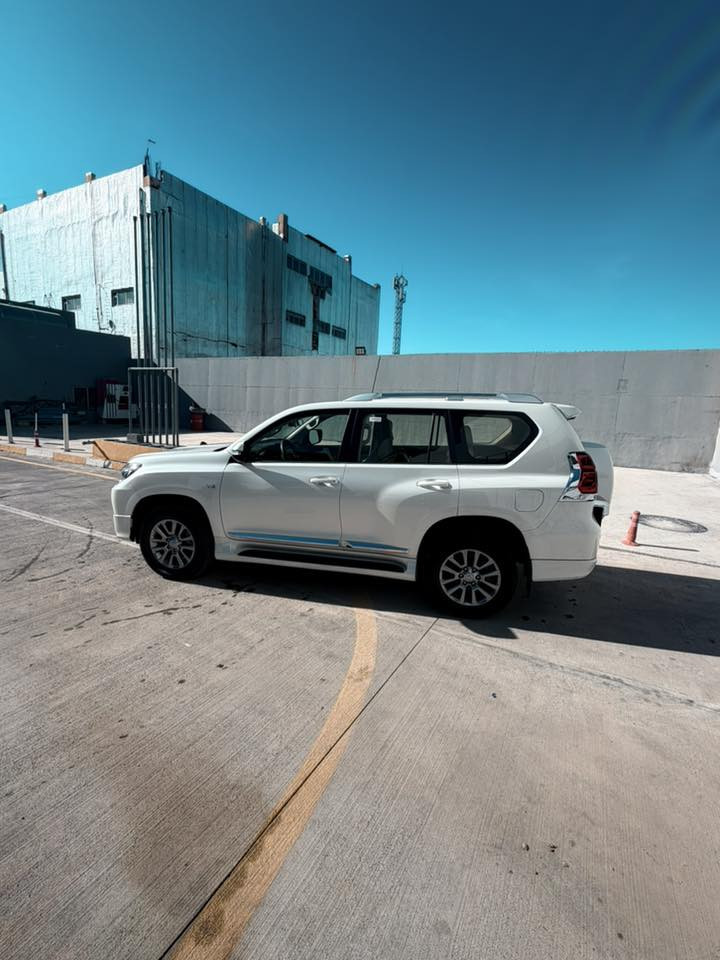 للبيع 
برادو  vx باب ثاني 
موديل 2020

ماشية 31,000 كم 
محرك V6 4000cc
السياره كشنات جلد /تبريد 
سلايد
المقاعد ثنينهن كهربائية
كامره خلفيه 
حساسات خلفيه
فور ويل درايف 
شاشه جبيره 
نانو سيراميك هياكل gardex 
ضمان شركه جيهان 
وصيانتهة كله جيهان 
رقم جديد سنويه جديده  هزه جديده صفر غرامات 
تحويل مباشر . 
السياره بدون صبغ ولا رصعه فقط الداعميه الاماميه بيهة خدش على كد اصبع موضح بالصوره . 

مكان السيارة . اربيل 📍

‼️ الســعــر 64,000,000 مليون دينار 📮

تواصل اتصال او واتساب  
***********
