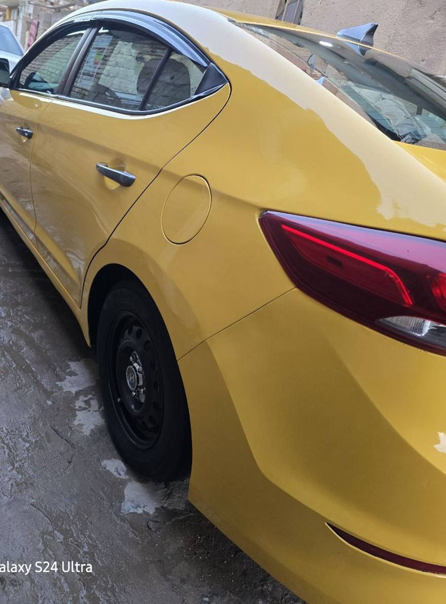 السلام عليكم..انترئ موديل ٢٠١٨ سياره جاهزه مكفوله من ضربه وتبديل من عدئ بخشم جوملغ الأمامي وشويه بلبنيد   مؤشرات ع صور السونار داخل المنشور .. جاهزه من كلشي كير حداديه مكينه تبريد  منضومه غاز السياره مابيها كل نقص .. السعر( ١٢١) وبها مجال. رقم بغداد انكليزي بسمي مكاني ديوانيه الرقم للإستفسار (***********)
