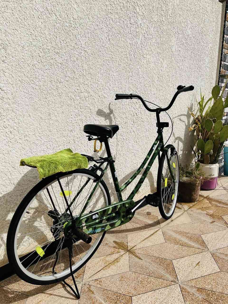 للبيع باسكل نضيف شوفت عينكم مديل 22 مكاني غراف شراي بخدمته ***********
