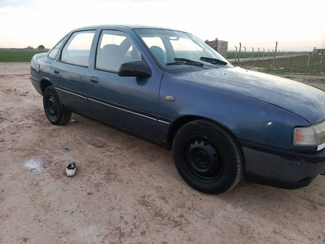 اوبل فكتره ٢٠ للبيع كير محرك بشرط وسنويه مشروع وطني دفتر بانزين موجود سعر ٣٣ بي مجال شراي اتصل *********** مكان كركوك باجوان)} ***********
