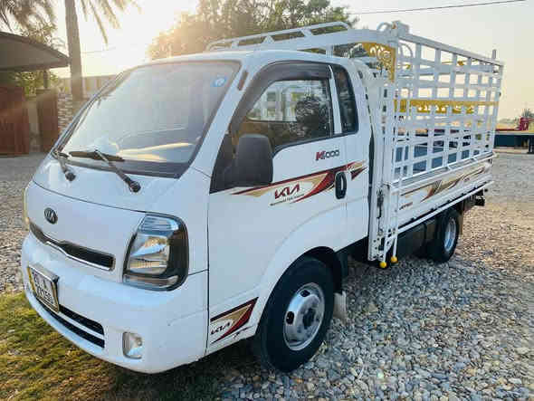 السلام عليكم ؛؛
للبيع كيا فحل مويل 2014 رقم واسط انكليزي بسمي شرط التحويل كير مكينة شاصي شرط كفالة صدر خير من الله تخم تاير كوري تانكي كاز 120 لتر تدفى تبريد ويه السويج محورة تاير 14 وستد 27 السيارة بيهه طخه بالكصة واللغود مصبوغات وشبر بارد بالربع وباقي السيارة جديدة السعر 120 وبيهه مجال مكان السيارة الصويرة قرب سيطرة اللج رقم الهاتف ***********
