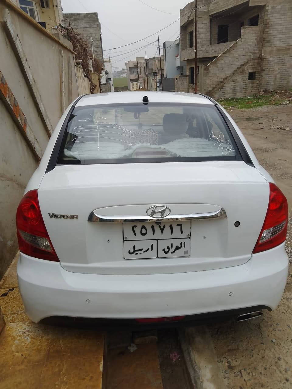 اكسنت موديل  2011فول شرط الوكاله والتحويل العنوان موصل جانب الايسر الاتصال على الرقم ‏‪
‏‪***********‬‏
السعر 95
  مواصفات كير توماتيك  فتحه سقفه تحكمات ستيرن كشنات تدفئه مري شفط ويل كب شاشه كامره حساسات لايت زينون تبريد شرط ضررها جاملغ الامامي فقط مبدل
