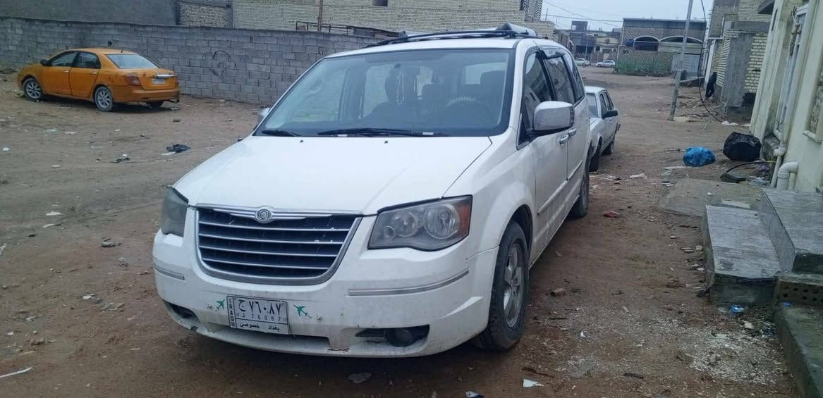 دوج كلايزر موديل ٢٠٠٨ بيه بجم السياره خير من الله جاهز من كلشي تخم تاير تبريد تدفئه مكين وكير بحاله جيده السعر ٨٧ بيه مجال بيع مستعجل *********** رقم صاحب السياره مكلف بنشر مداور ثاني يوم بسمه السياره في النجف الاشرف موجوده
