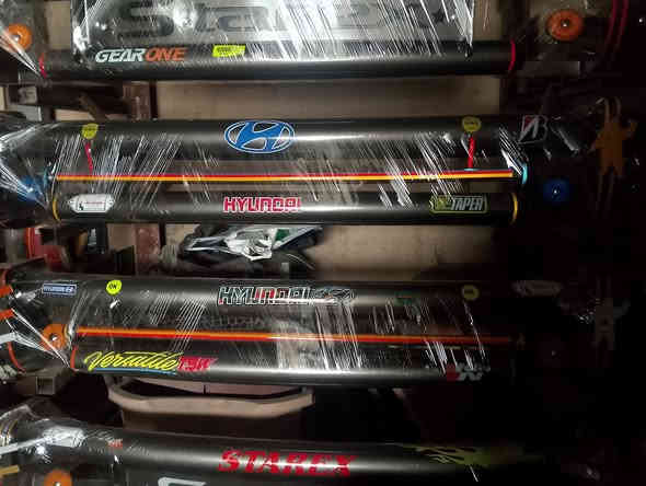 سلام عليكم اخون يوجد لدينا درع خلفي وامامي وسيبايات ودوسات و درج استيل يوجد لدينا جمله ومفرد وبي اسعار مناسب مكان كركوك طريق عمل شعبي للااستفار اكثر اتصال عل رقم *********** وخاص مفتوح اخوكم مصطفى حداد
