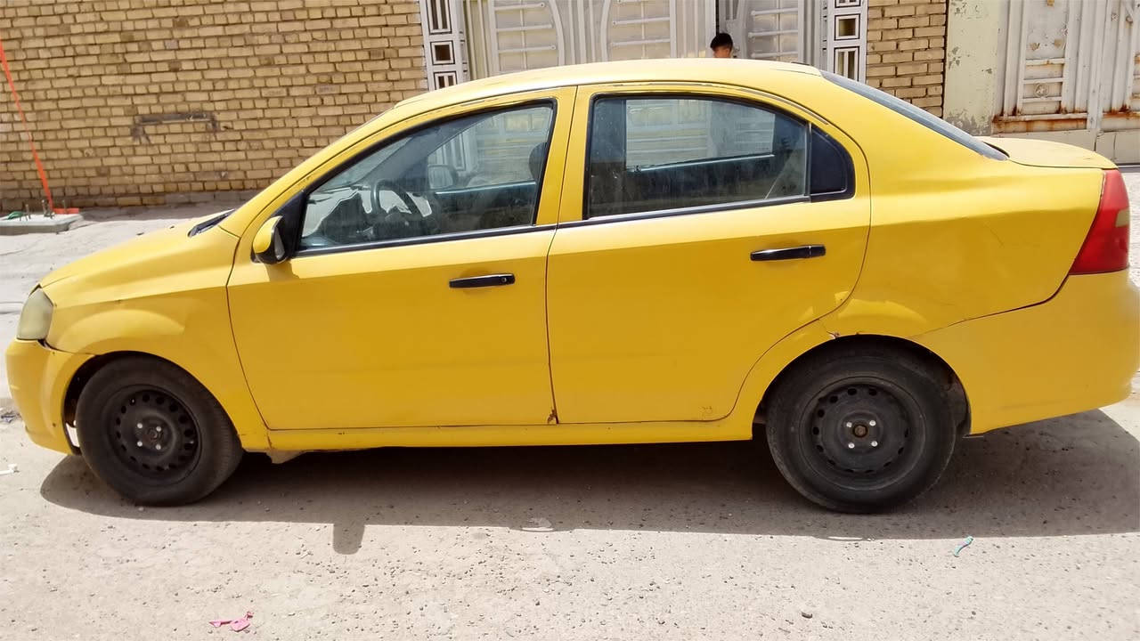 سلام عليكم افيو للبيع رقم بصر احمر مكانه بلعماره راعيه بلعماره سياره گير ومكينه مكفوله  حادثه صندوگ گشرته حلو تبريد عوزه بس غاز بيه ملاحضات بسيطه  ***********وتساب
