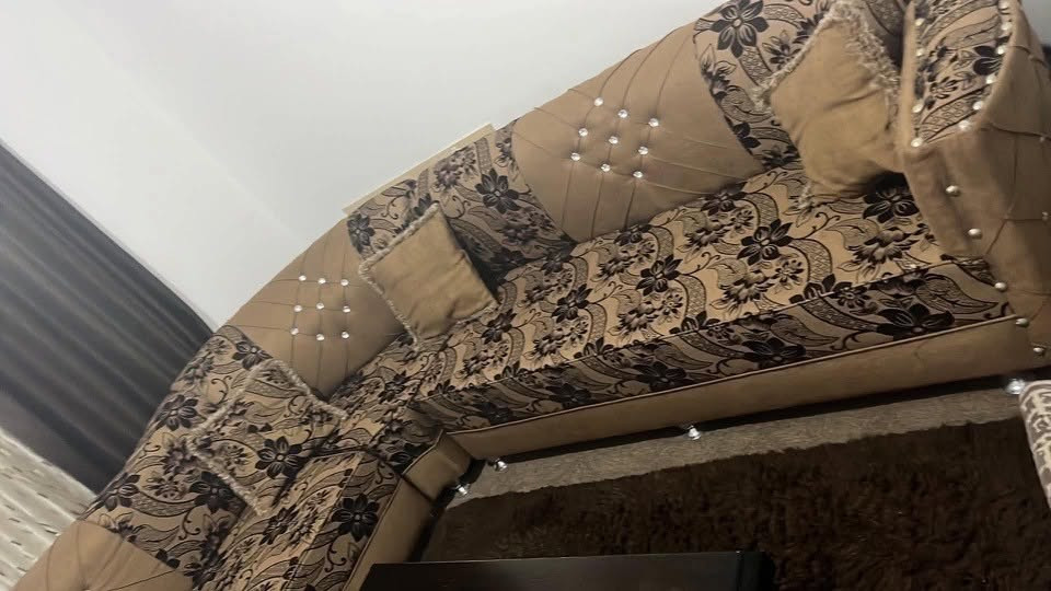مجلس 12مقعد 
الله يبارك لصاحب النصيب 
الموقع
مادبا المامونيه الوسطى
السعر 100
👆🏻🏘️🏘️🏘️🏘️🏘️🏘️

#مرس_ماليزي_اغراض_صالون #كراسي_صالون #مغسلة_صالون_مرجيحة_عش_البلبل 
#فراش_عربي
#صوبا_رومو_مكتب #شاشة_جينرال_ديلوكس 
#عفش_بيت_للبيع #غرفة_نوم_شباب
#ثريات_مرجيحة_حديد 
#غرفة_نوم_خليجي_مراية_ملحق_جرارات_خزانة_تخت_فرشات 
#غرفة_نوم_ماستر_ملوكية_خشب_زان
#طاولة_سفرة_خشب_زان 
#غسالة_ثلاجة_كولر_خلاط_غاز_فرامة_لحمة_سخان_ماء
#اجهزة_رياضة_طاولة_تنس_هندي 
#غرفة_نوم_خليجية_تفصيل
#طقم_كنب_ببل_نفخ
#قيزر_مصري_جهاز_ليزر
‏#طاولات_سيرفس
#باب_خشب_باب_حديد
#غرفة_نوم_ماستر
#غرفة_نوم_بناتية
#تخت_مفرد #خزانة_خشب
#ثلاجة_سامسونج
#طقم_كنب_غسالة_توماتيك
#الاردن
 #ملحق_تخوت_اثاث_للبيع 
#اثاث_مستعمل_اثاث_جديد 
#طقم_قعدة_عربي #مستعمل_بس_نظيف_أثاث_مستعمل_بيع_أثاث_أثاث_منزلي_مستعمل_للبيع_غرف_نوم_مستعملة_أثاث_راقي_جديد_مستعمل


**إذا كنت صاحب هذا الإعلان وتريد حذفه لأي سبب، رجاءا أرسل رسالة إلى الدعم الفني**