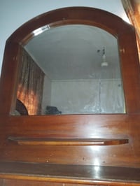 غرفه اخشاب • ٥ أبواب • طباخ ٥ عيون
