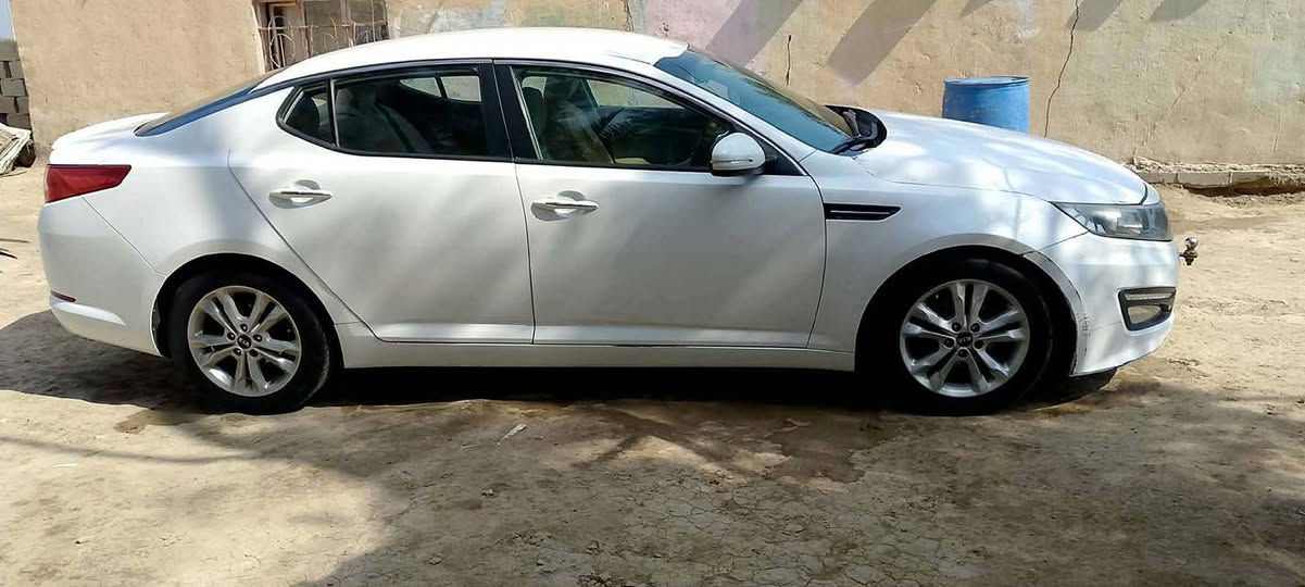 السلام عليكم اوبتيما 2014 خليجي نضيفه كلش او احلة من التصوير معروضة ب 120 او بيهة مجال بصيط  استفسار أكثر اتصل ***********
