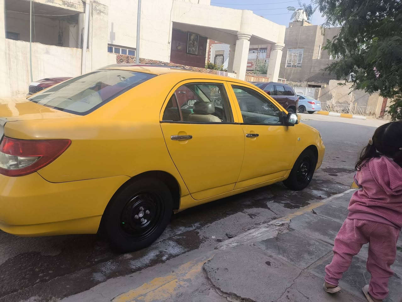 بي وادي مديل 10 مصبوغ جماليه مكفول من ضربه قويه جاهزه نقص تبريد فقد مكاني الناصريه مركز *********** مصفره هيئة وغرمات معليه ولا ربع
