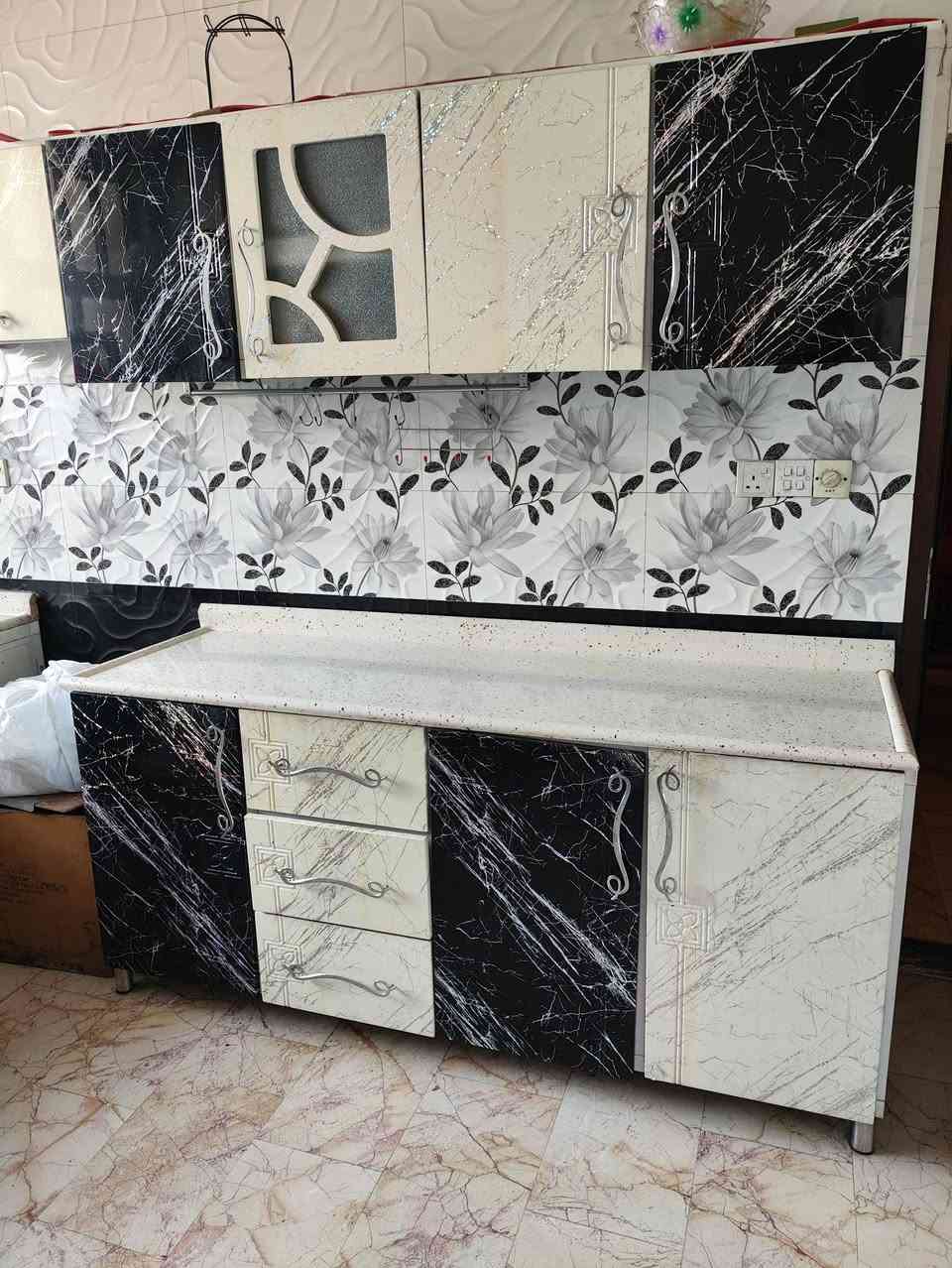 اللهم صلي على محمد وال بيت محمد
غراض بيت للبيع
الكاونتر الدواخل اللمنيوم والابواب PDF
والسطح مرمر عماني
سعره بمليون
الغرفه تركيه ب700الف 
للاستفسار 
***********
خدمة مراجعي المركزالسكري
