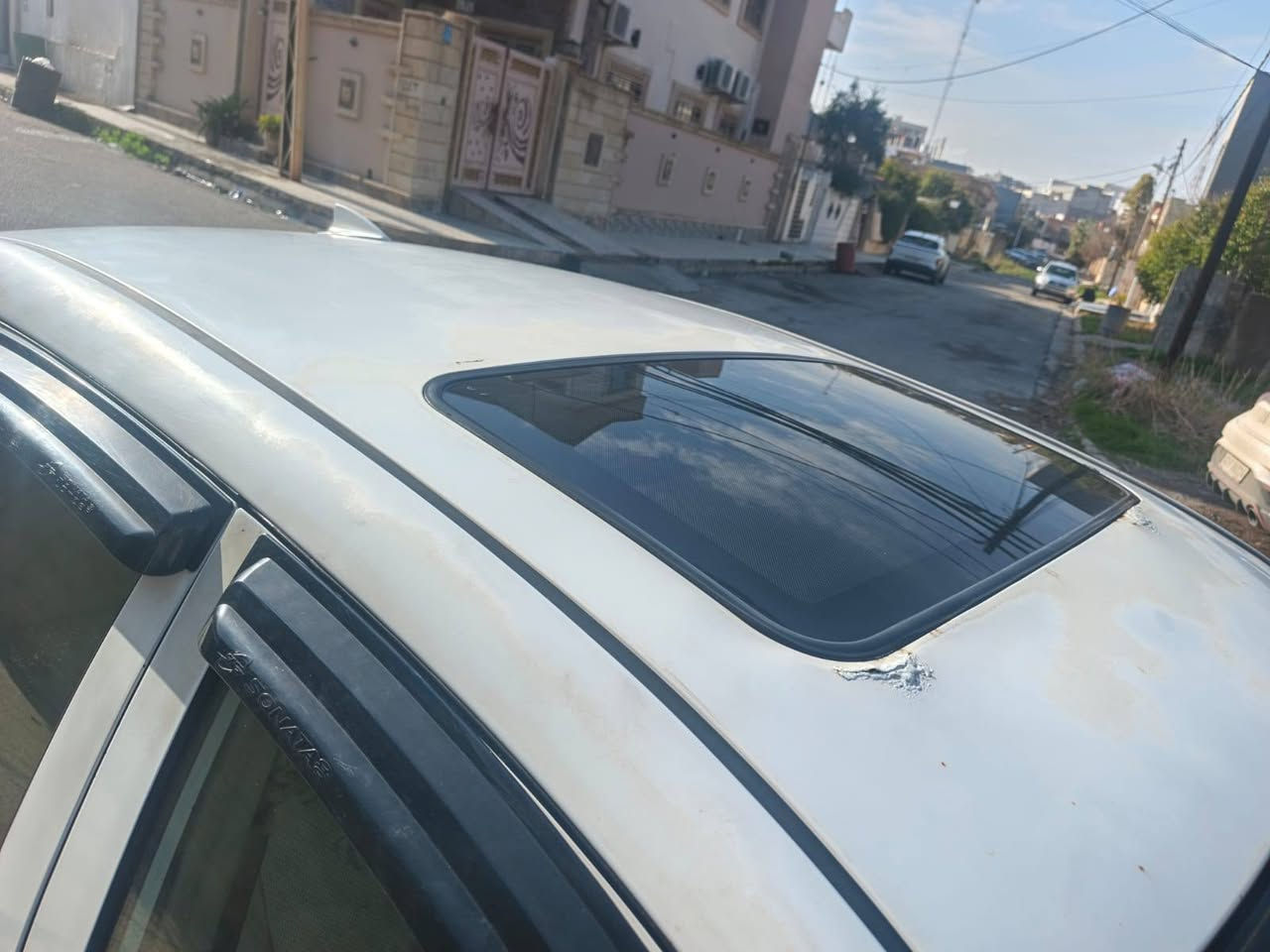 سلام عليكم بي واي دي f3 سياره بدون ضرر وبدون صبغ كابون بانزين شرط الوكاله وتحويل مكينه شرط كيرشرط  فول بس كير عادي بس دبصمه سعر 68 وبيها مجال بسيط الاستفسار ع هذا رقم ***********
