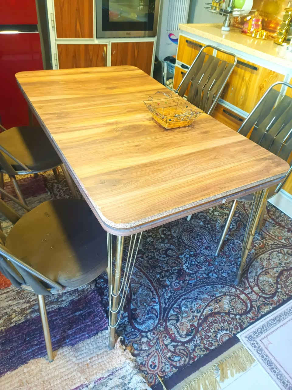 السلام عليكم عندي غراض اللبيع مكاني بغداد أبو دشير ***********
