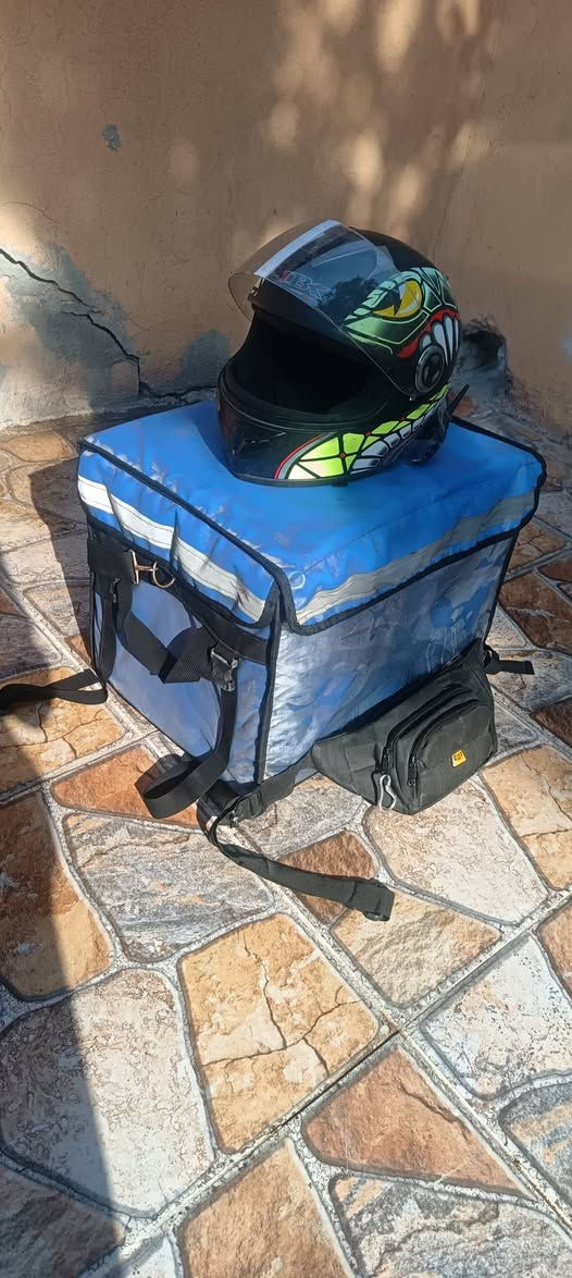 سلام عليكم صندوك او خود او جنط كلهن ٣٠ قفلهن مكني عرفه


**إذا كنت صاحب هذا الإعلان وتريد حذفه لأي سبب، رجاءا أرسل رسالة إلى الدعم الفني**