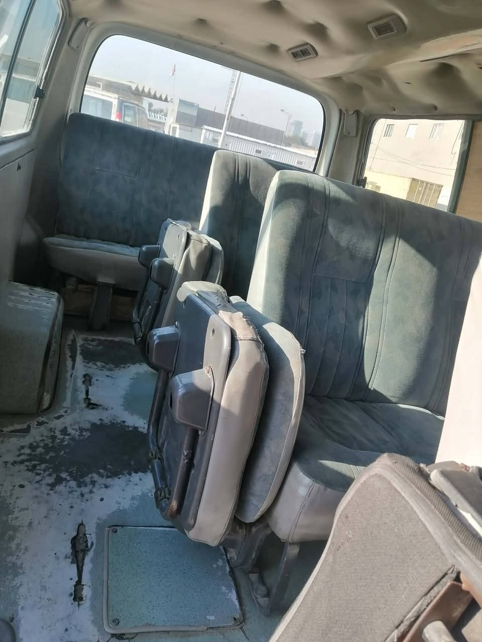 نيسان 2010 للبيع بيه صبغ صفحة طويلة وباقي مكفول السعر 120 وبيه مجال فقط اتصال على *********** أو ***********
