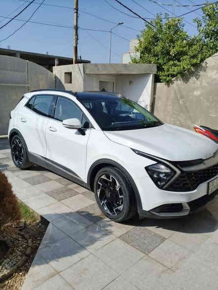 السلام عليكم للبيع سبورتج موديل 2024 ماشيه 30 الف
فول السياره رقم اربيل تحويل مباشر مكفولة كفالة عامة
المواصفات :
بنورما السياره 
كراسي كهرباء 
شاشه ديجتال 
جنطه كهرباء 
اوتو هولد
لد امامي LED
هندبريك دكمه  
السياره كلهة على وضع الشركه سونرهة مرفق مع الصور 
***********
السعر 235 بيهة مجال
