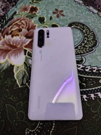 HUAWEI P30 Pro مواصفاته داخل المنشور بي ضربه بالشاشه ممئثره عليه ابد ج...