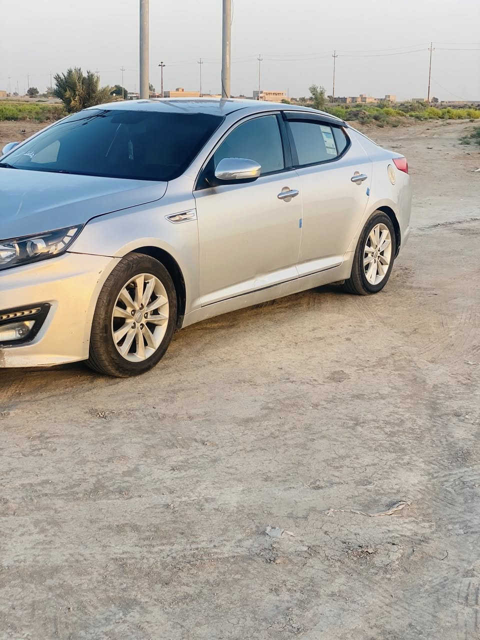 سلام عليكم وبتيما مديل 12 خليجي محرك 2400 مفتوح بيه كازكت فقط وشرط لا تبخير وله تنقيص بيه صبق بنيد وباب بدون دواخل وباقي كفاله عامه حداديه وتخم تاير جديد رقم بغداد سنويه 28وبسم راعيه شرط التحويل السعر 105 وبيه مجال الشراي ترهم مراوس ب 8 مع الفرق  مكاني السماوه الخضر ***********
