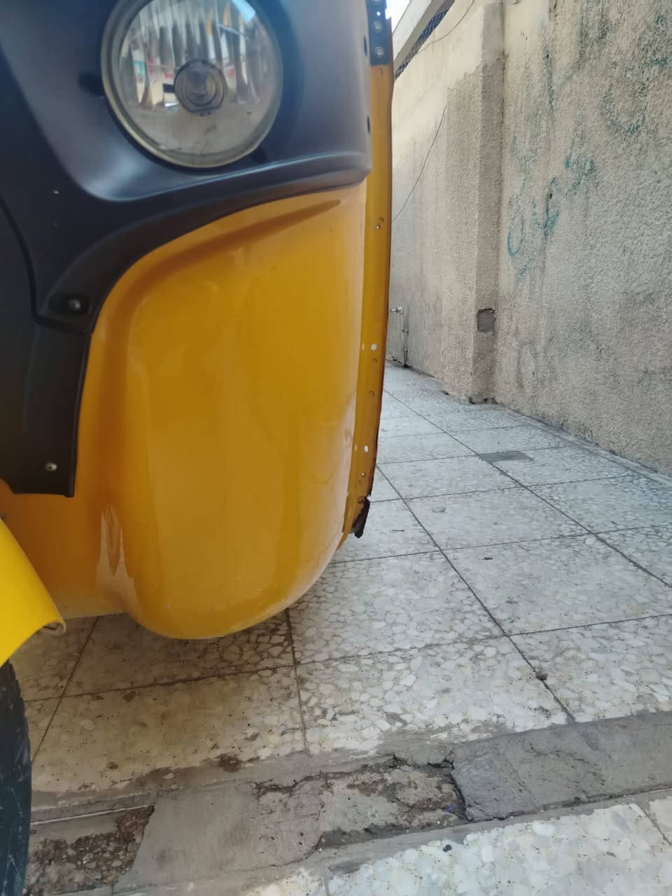 سلام عليكم شباب تكتك لبيع 2022 تكتك جديده حلوه مكفوله من تبخير وتنقيص رقم وسنويه بغداد السعر ب ب8400وبيه مجال مكاني بغداد الكماليه ***********
