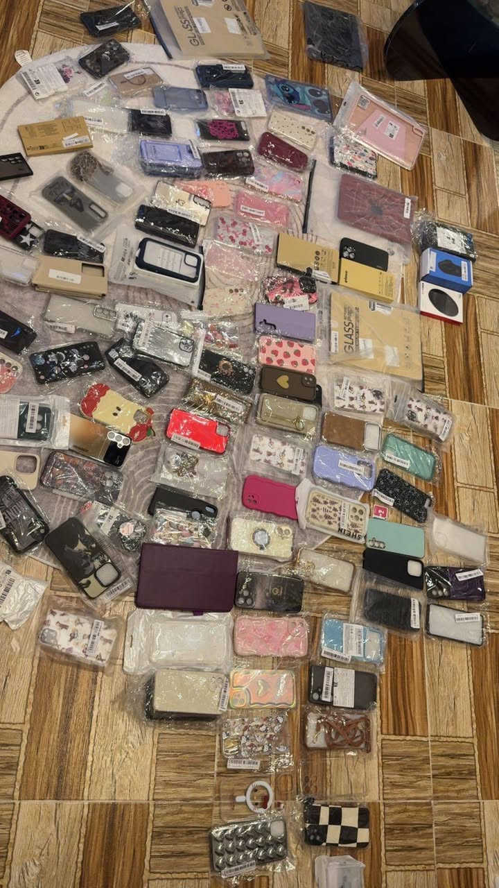 متوفر شلعه كفرات 110 قطعه
وشاحن لاسلكي 
وقطعتين موس 
اليفيده يراسل خاص


**إذا كنت صاحب هذا الإعلان وتريد حذفه لأي سبب، رجاءا أرسل رسالة إلى الدعم الفني**
