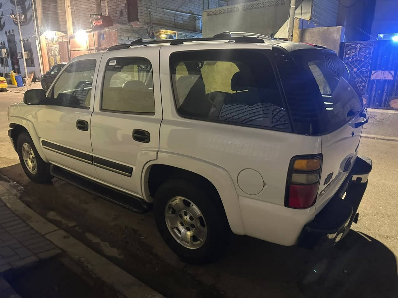 تاهو خليجي كفاله ضربه وتبديل وصبغ
رقم دولي تحويل بغداد 

عنواني مركز البصرة 

***********

كفاله مكينه وكير واكسل وتخم تاير وحداده 

سياره جديده داخل وخارج 

السعر 160$
