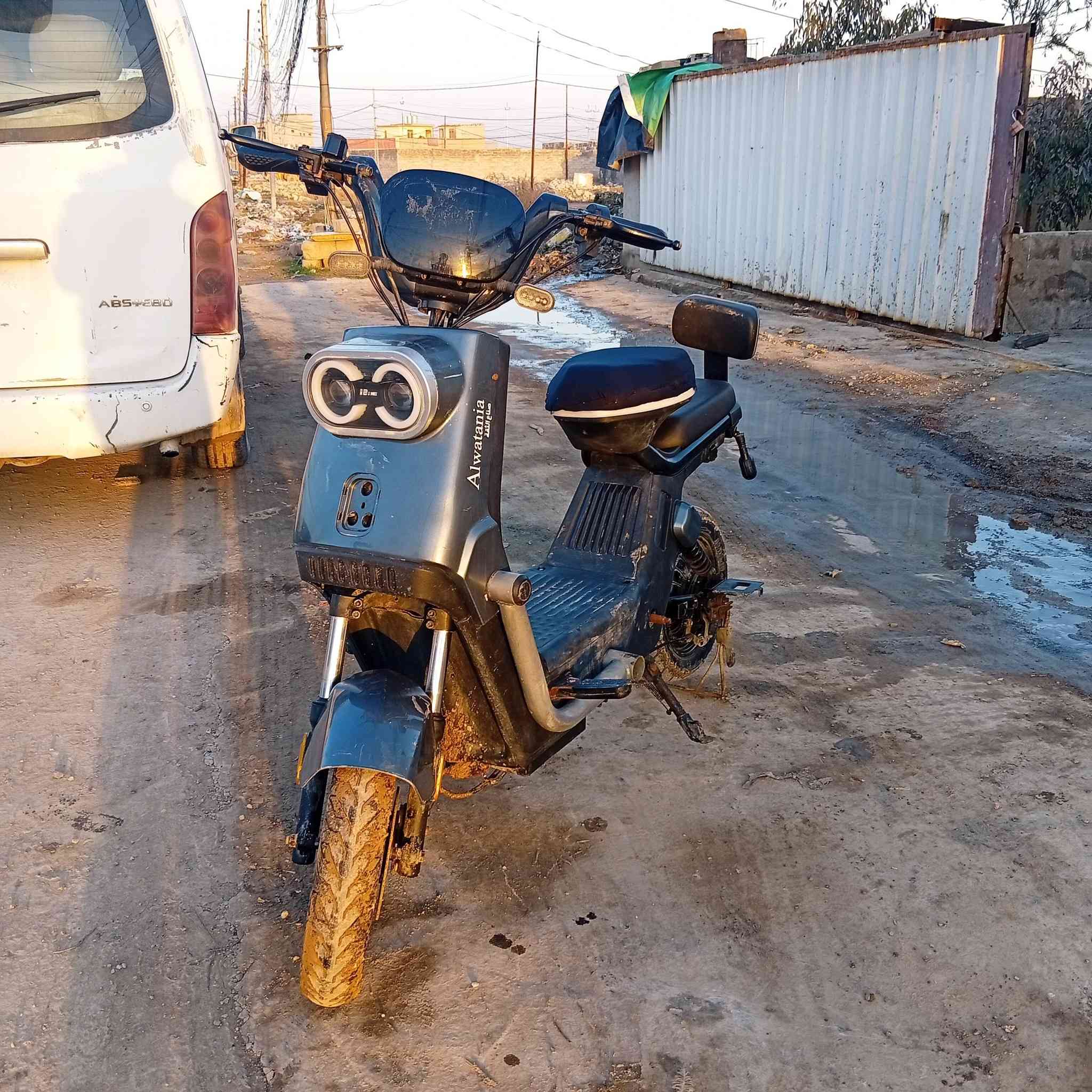 ماطور شحن  للبيع حجم 14 كل شي ما مبدل بيه فقط شاحنه السعر 175 وبيه مجال /***********
