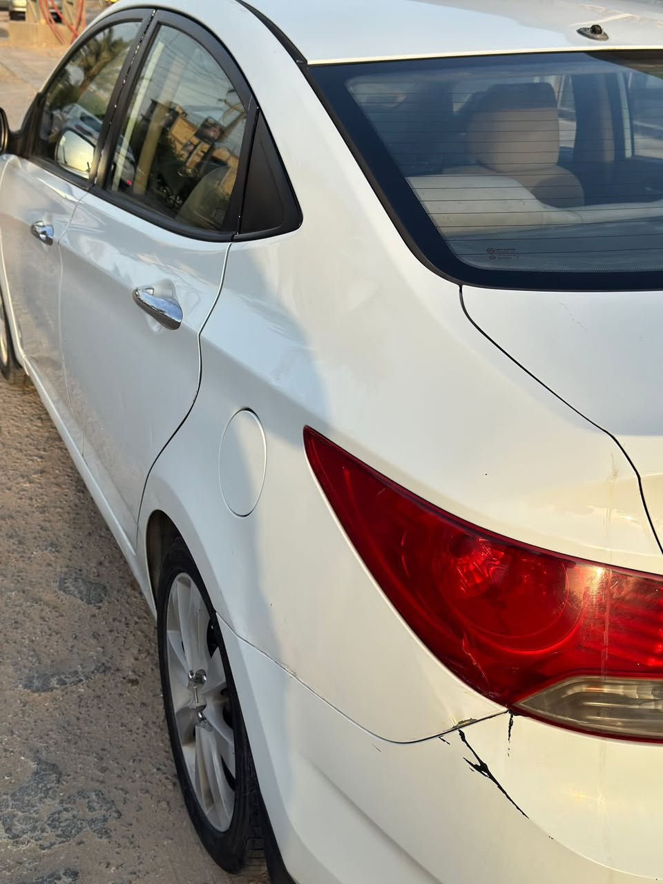 للبيع فقط اكسنت 2012 خليجيه مكفوله
السعر 90 وبيها مجال
للاستفسار فقط على هذ الارقام 
***********
 *********** واتساب
