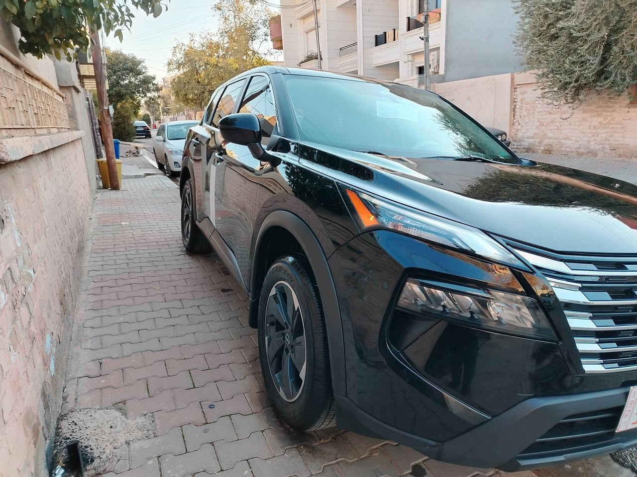 سلام عليكم اخوان للبيع نيسان روج موديل 2024 ماشي 18 الف مايل مواصفات SV سياره كلين بدون صبغ بدون دواخل بدون ارباك بدون تعديل بدون شخوط بدون رصعه سياره شرط بجم خلفي كبس سياره خير من الله بدون اي نواقص كولشي بيها شرط فحص صور حادث موجود داخل منشور مكاني كركوك سعر خابر تدلل ملاحظه سياره كاتي تترقم شمالي. ***********
