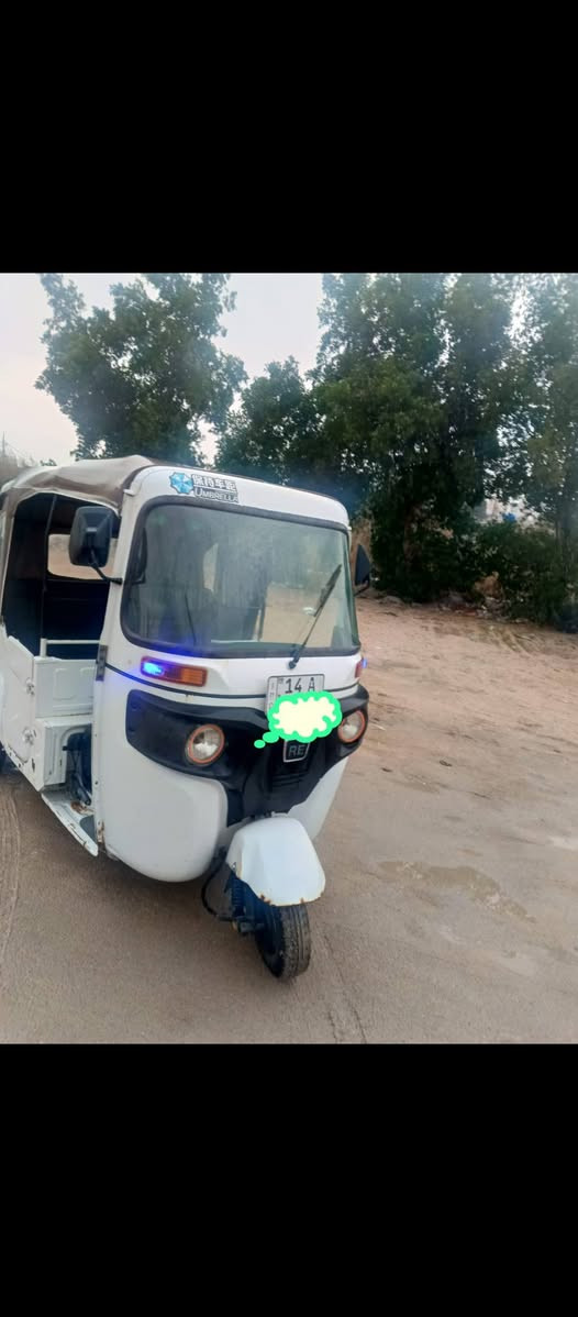 السلام عليكم تكتك باجاج موديل 22 رقم وسنويه التكتك مجفته تجفيت شركه والبدي شوف العين بي خيسات قليله تكتك يرادله شويه ترتيب حلوه مرتبه العنوان المعقل الابله والسعر 6 ونص وبيه مجال حك الجيه والشراي يتصل ***********
