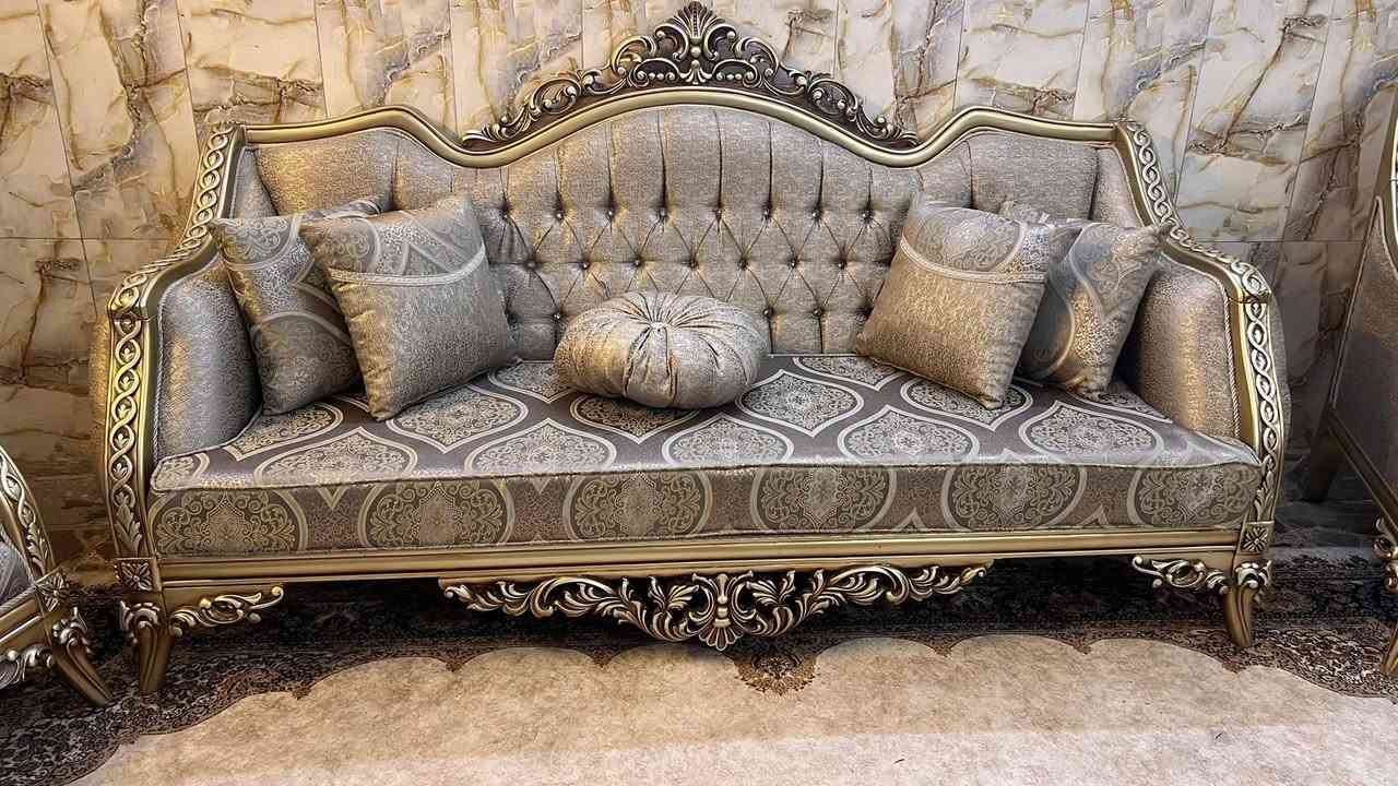 تخم تركي اصلي خشب زان عشر مقاعد استخدام شهر بحالة الجديد السعر مليون و٣٠٠ قفل مكانه المنصور ***********
