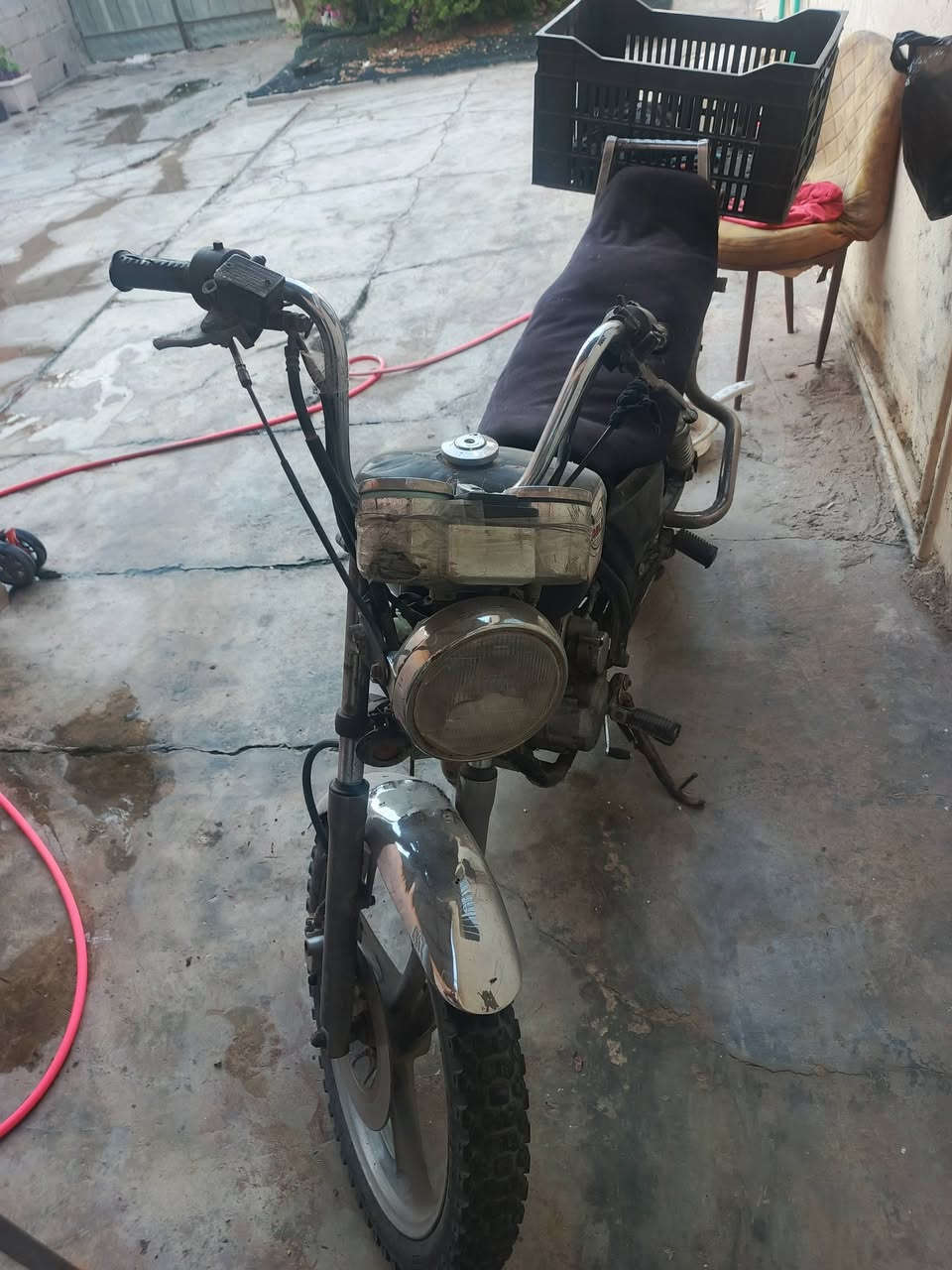 سلام عليكوم ابتر نقص بس رادله زنجيل بل محرك موطور شغال سعر 150ولطيبين بي مجال مكلف نشر ***********
