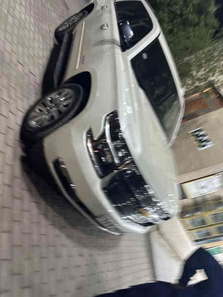 السلام عليكم ورحمة الله وبركاته شوفرليت تاهو موديل 2015 خليجي كفالة من الحادث السيارة خير من الله جديدجدآ فول مواصفات ما ناقصهة شي خوان كلشي اكو بالسوك وبالخير الجناي يعرف ايقيم 
السيارة معروضة السيارة بغداد

350 الف دولار 

***********
