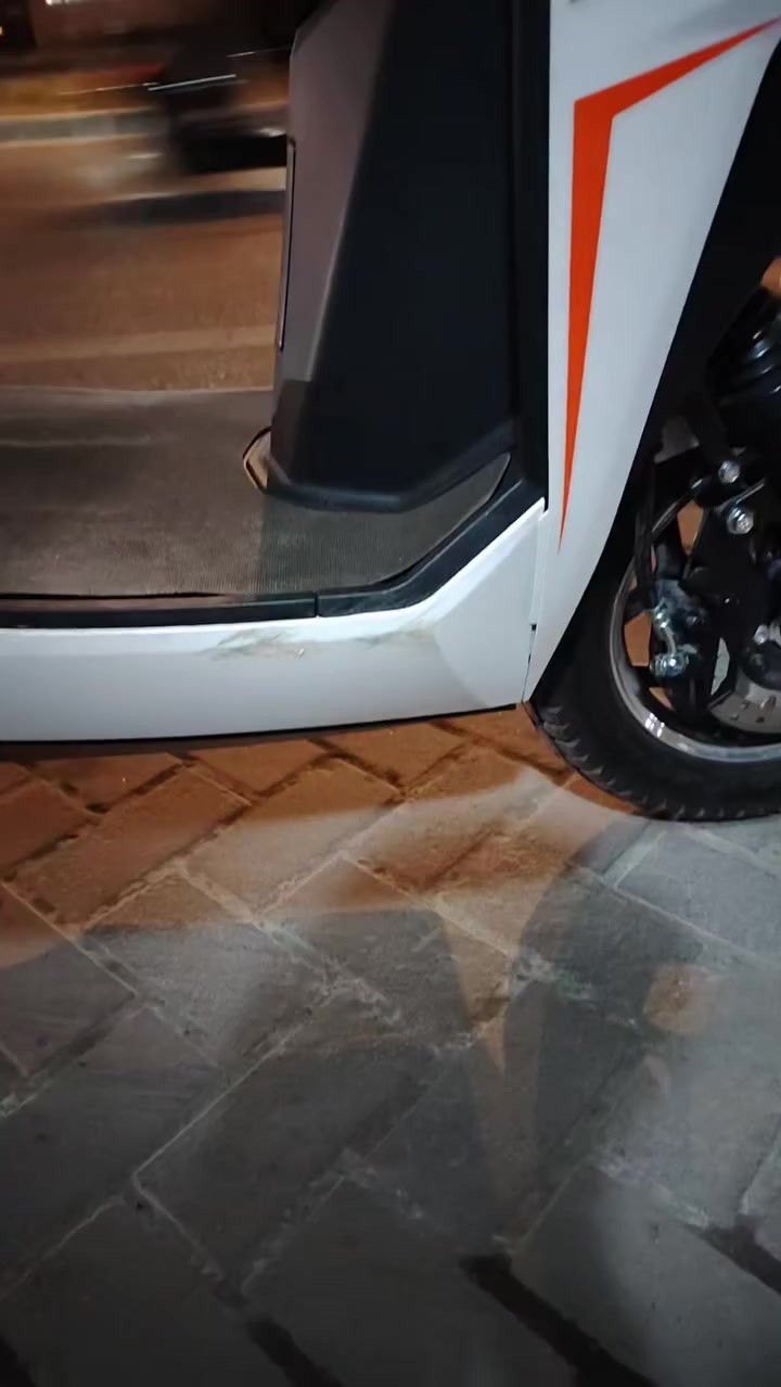 السلام عليكم
دراجه MTR
دراجه نضيفه وخير من الله 
حجم الملف 1500
بيه طخه وموجوده بالفيديو
دراجه استعمال طالب
السعر775 الف وبيه مجال
الرقم ***********
