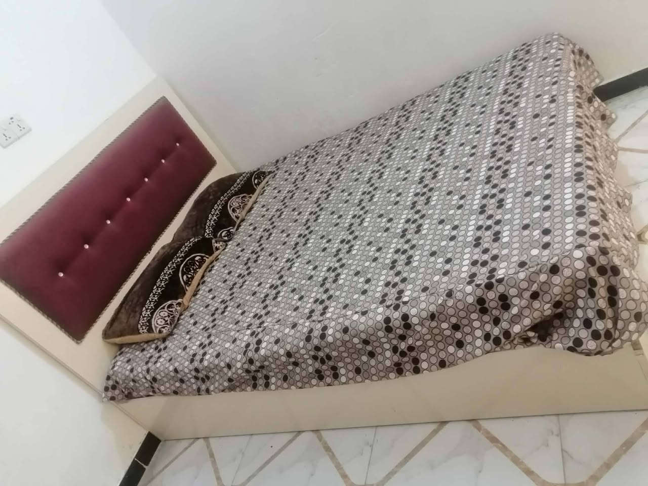 300 وبيها مجال


**إذا كنت صاحب هذا الإعلان وتريد حذفه لأي سبب، رجاءا أرسل رسالة إلى الدعم الفني**