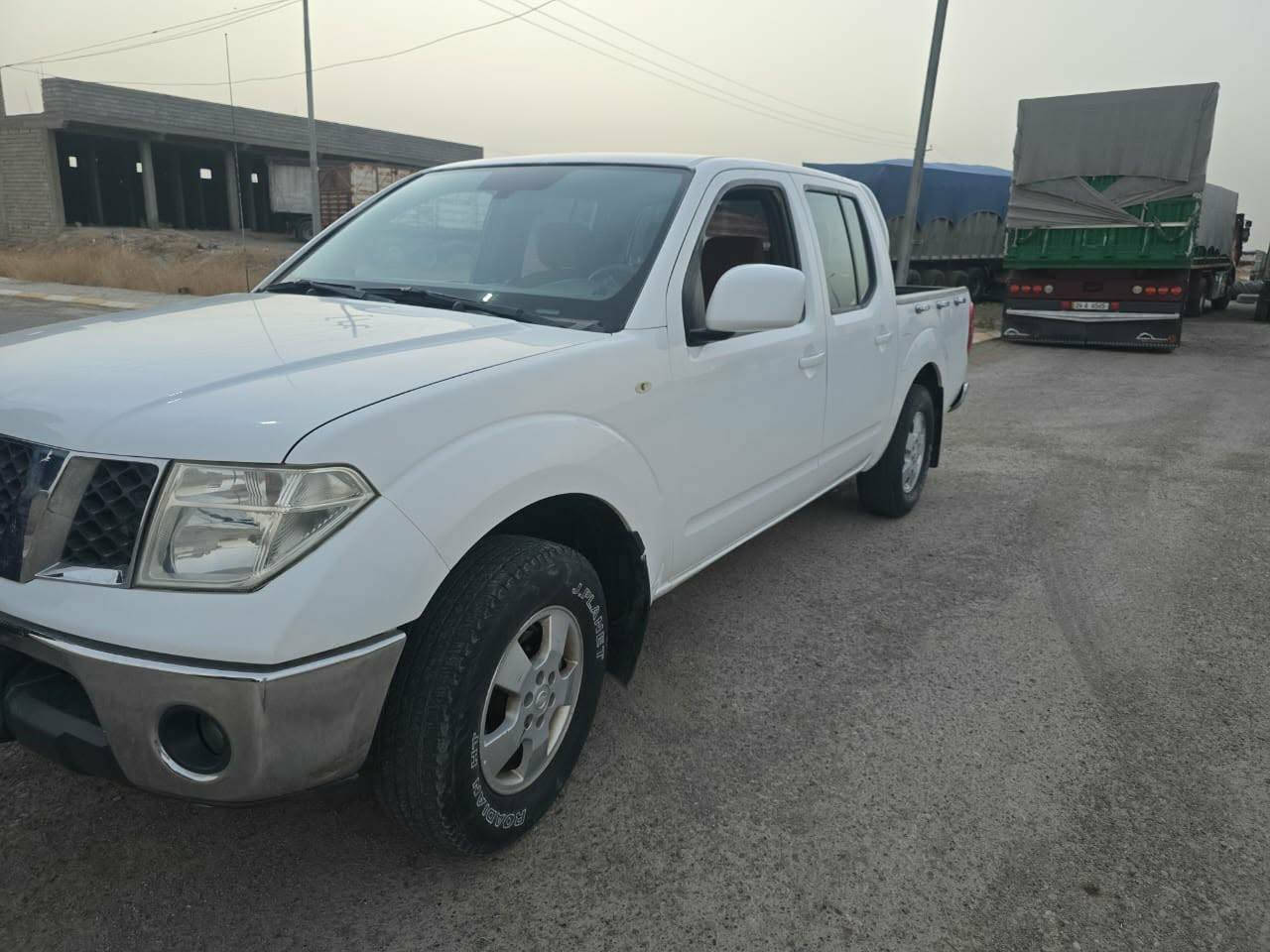 🚗 للبيع — نيسان نافارا بيك أب
موديل: 2011
رقم: بغداد
السيارة بحالة طيبة ونظيفة، استخدام يومي طبيعي،
مناسبة للشغل والتحميل وكذلك للاستخدام الشخصي
🔧 التفاصيل:
▪️ محرك بحالة جيدة وما يشتكي من شي
▪️ كير منتظم وتبديل ناعم
▪️ شاصي مضبوط وما بيه ملاحظات
▪️ بيها فقط قطعتين رش (تجميلي)
▪️ داخلية نظيفة ومحافظة
▪️ إطارات بحالة جيدة
▪️ سيارة عملية وتتحمل الشغل
🚙 مميزاتها:
▪️ بيك أب اقتصادي مقارنة بحجمه
▪️ مناسب للخطوط والسفر
▪️ قطع غيار متوفرة وسهلة
💰 السعر: 117 (قابل للتفاوض البسيط للجادين)
📍 السيارة جاهزة للفحص والمعاينة بأي وقت


**إذا كنت صاحب هذا الإعلان وتريد حذفه لأي سبب، رجاءا أرسل رسالة إلى الدعم الفني**