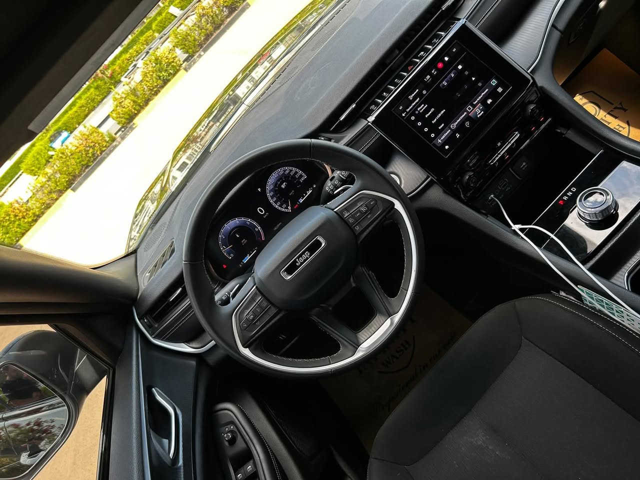 Grand Cherokee L 2024 4×4 
مواصفات لاريدو سلايد 

دەرگایەکی بیلادی گۆڕاوە دەعمی  خەفیفە 
ئێرباگی بەس  شانی سیستەمە
٣ پەڵە  بۆیاخی بچوکی هەیە

1C4RJKAG3R8574831 شانصى

Grand Cherokee L 2024 4×4

 بيها ٣ مكانات صغيرة صبغ  و  باب واحد  مبدل بيلادي 
و بس ايرباك  السكن سيستم
للبيع فقط
***********
مكان سليمانية
