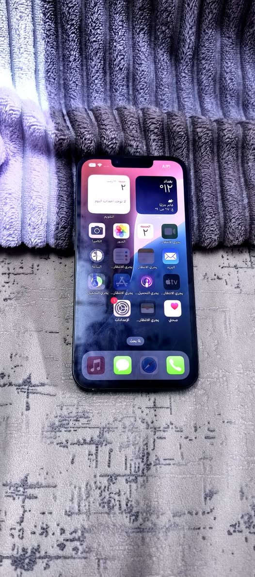 ايفون 13 الكامرتين كله وضع البلاد لا مفتوح ولا مبدل بيه قطعه مكاني بصره ***********

