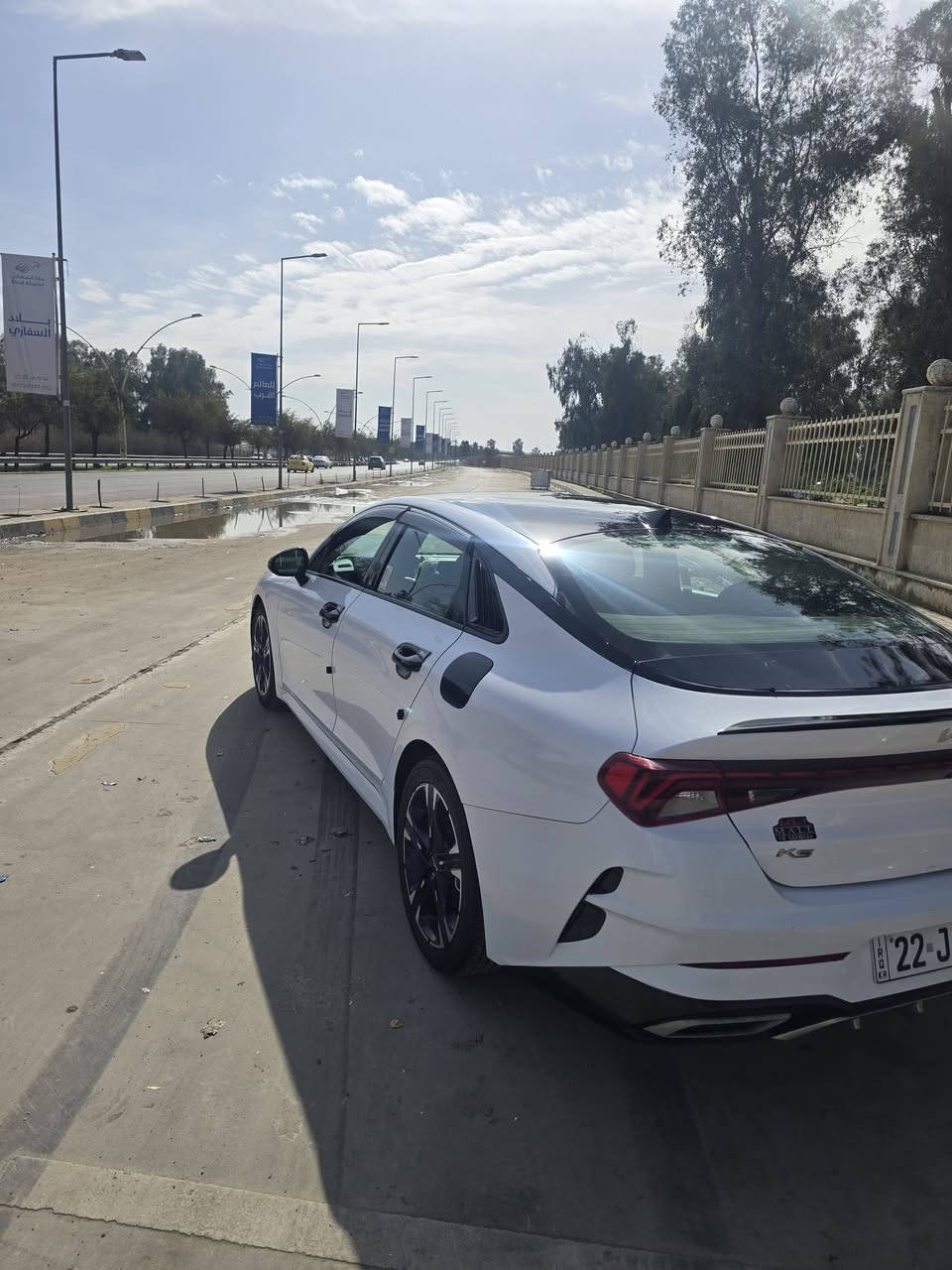 K5 موديل 2022 gt line فول مواصفات داخل اسود صور الضرر داخل الصور مكان السياره الموصل لاستفسار الاتصال على هذا الرقم ***********
