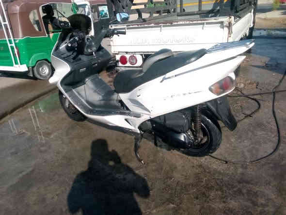 سلام عليكم درجة فورزا سويج كهربائيات كلهة شغلة محرك خير من الله شلعة معدل مانقصهة شي مكانك العبيدي سعر 650 الهاتف ***********
