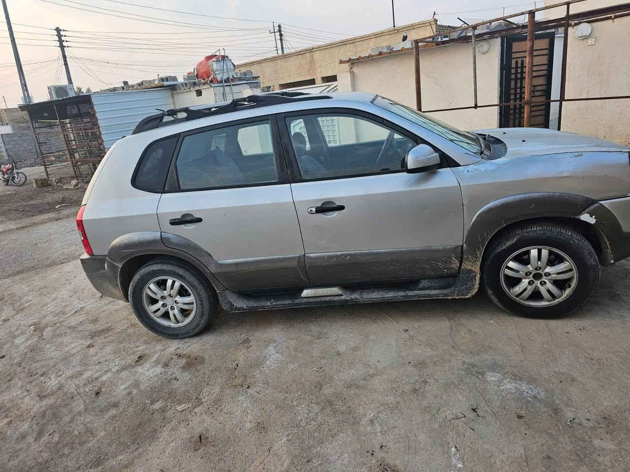 توسان 2007 وارد امريكا رقم بغداد سنويه 2029  محرك 6 السياره نظيفه كلش كير محرك حداديه  شغل واطلع جاهزه السعر 87 وبيها مجال 
***********
