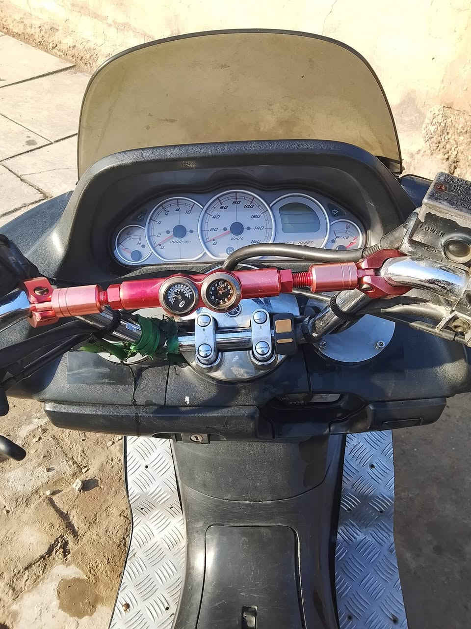 سلام عليكم شباب دراجه ماجسته دبل رون دراجه حيل نضيفه مكينتهه ما مفتوحه جيب فيتر وفحص دراجه عوزهه بس كلج خلفي بي صوت سعر 350 مكاني بغداد بوب شام هاذه رقمي ***********بي واتساب
