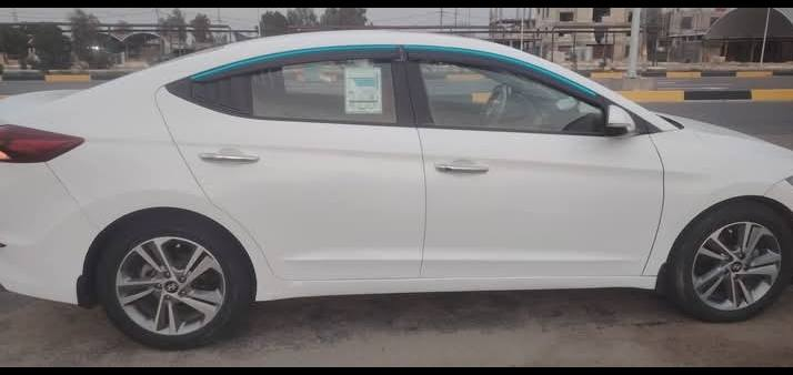 سلام عليكم ورحمة الله وبركاته : النترا 2018خليجي رقم انكليزي اربيل قبق جنطه مبدل بلادي بارد قليل بيه يم السكن 4اصابع باب اليمنه هم قليل اصبعين السعر  خاص للستفسار هاذا رقمي ***********
