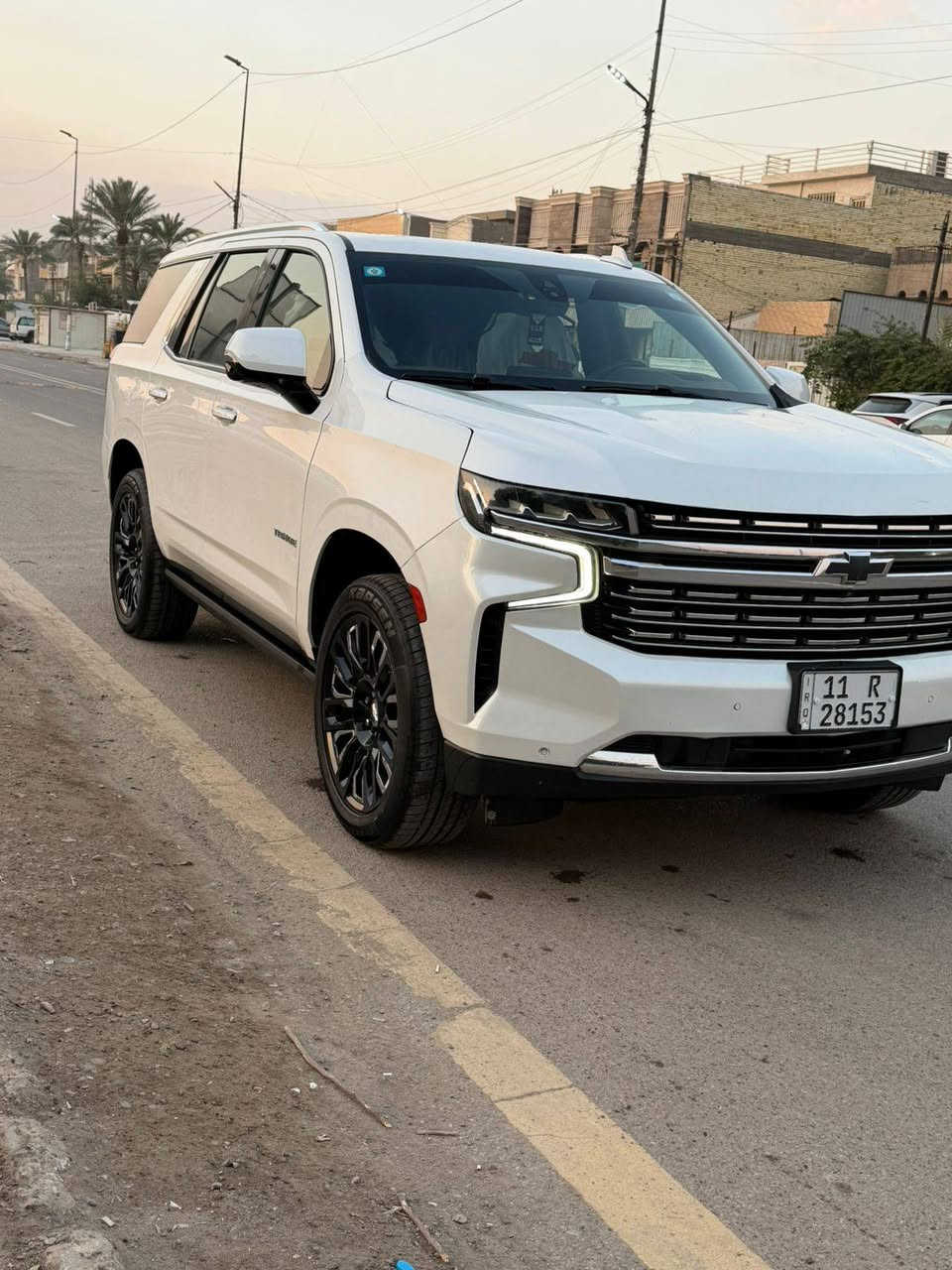 سلام عليكم 
تاهو 2021 هاي كانتري أعلى مواصفات بلتاهو 
ماشية 77 الف 
فول مواصفات 
السيارة بيها قطع صبغ ابيع عام 
السعر 340 ورقة
العنوان بغداد 
رقم الهاتف 
***********
