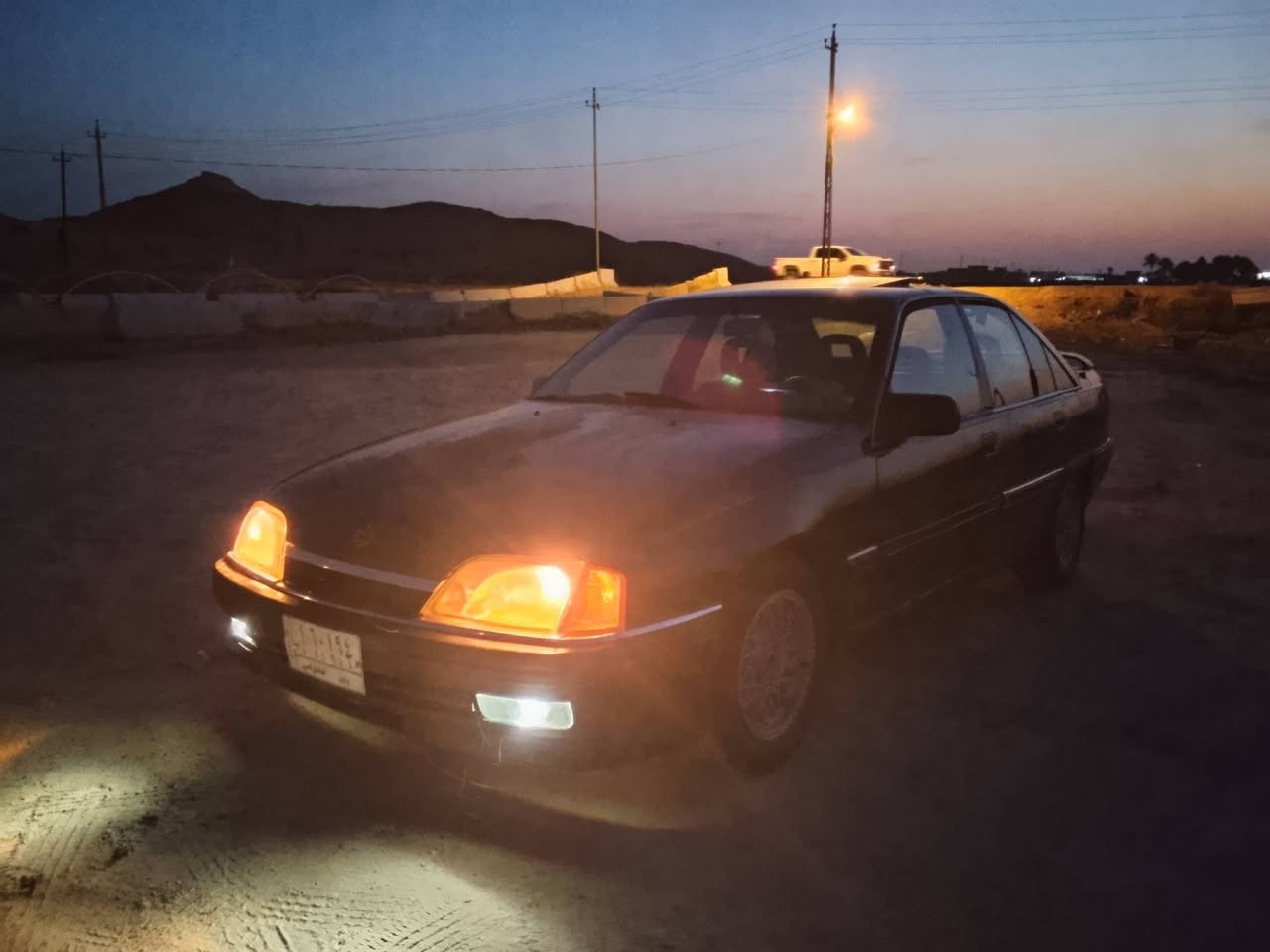 اوميكا 92 للبيع او مراوس
مشروع وطني تحويل ثاني يوم كير و محرك نظيف تخم تاير جديد كهربائيات شغالة اشاير دبل اشارة ماسحات دشبول شغال تبريد نقص بس غاز فتحة سقف بلاجكتورات زنون اصلي جام امامي كهربائي داخل جلد فتحة سقف السيارة حلوا نصبتها ونشطة 
ايرفلو جديد شادة السيارة صافية سيارة بلادية وعظمتها حلوا السعر ( 32 ) وبيها مجال   ***********

نواقص السيارة 
صدر امامي

