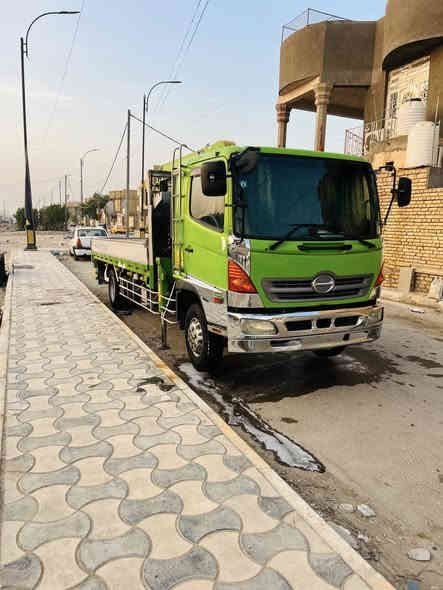 السلام عليكم للبيع هينو شيطان كرين ابلادي يونك سلايتين مكينه 5 اسلندر  رقم بصره بسمي لستفسار الرقم ***********
