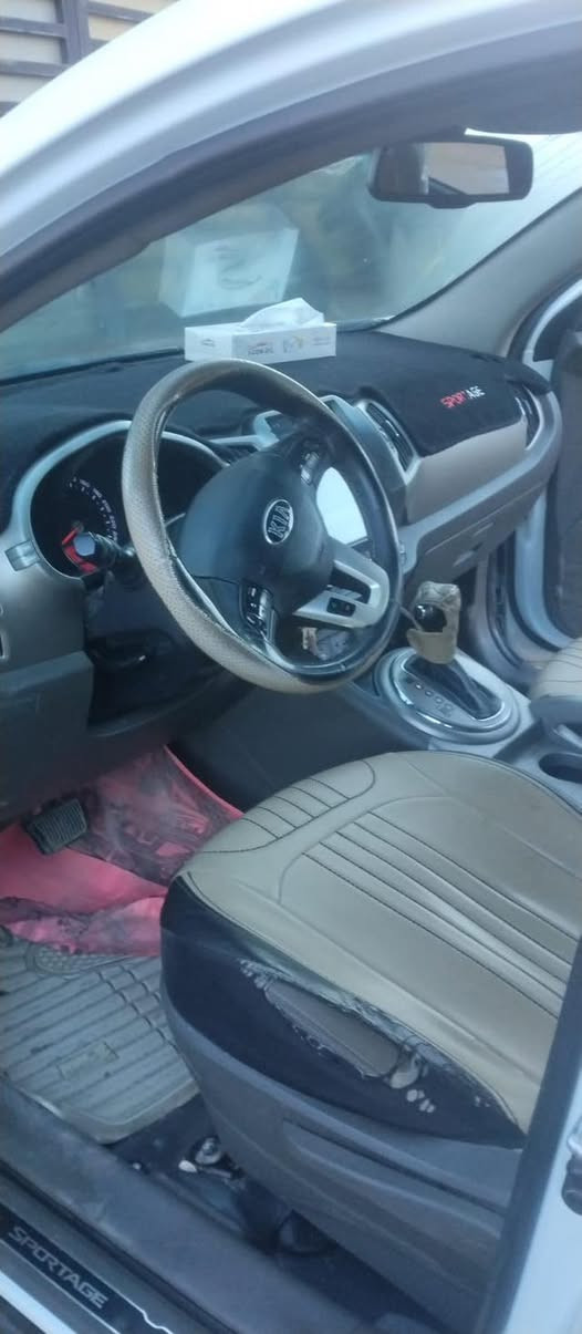 السلام عليكم كيا سبورتج 16 خليجي ماشيه 160 سياره مكفوله من الضربه والصبغ والبارد رقمها بغداد شاشه كامره كشنات جلد كير محرك صدر كله مكفول مكانها الصابيات الرواد قرب جسر الدوار السعر 167 وبيهه مجال هذا رقم صاحبها ‭0783 184 6098‬
