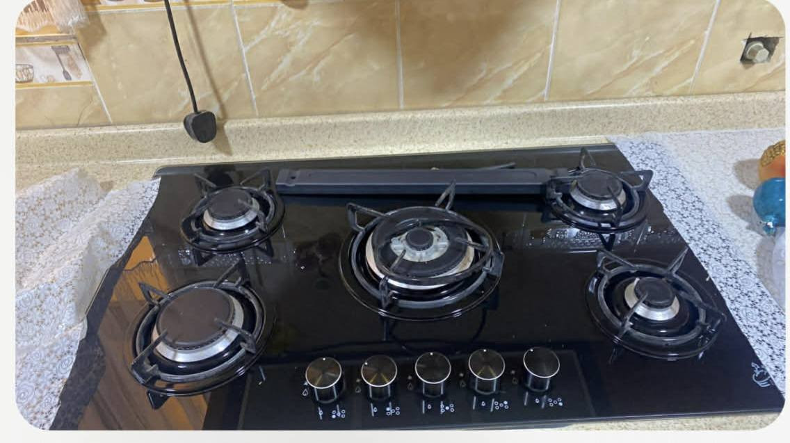 کەوانتەرێکی پاک و بێ عەیب ٩مەترە
تەباخ و مورەشەحەکەی ئیشی نە کردوە لۆکە 
٦٠٠هەزار سلێمانی


**إذا كنت صاحب هذا الإعلان وتريد حذفه لأي سبب، رجاءا أرسل رسالة إلى الدعم الفني**